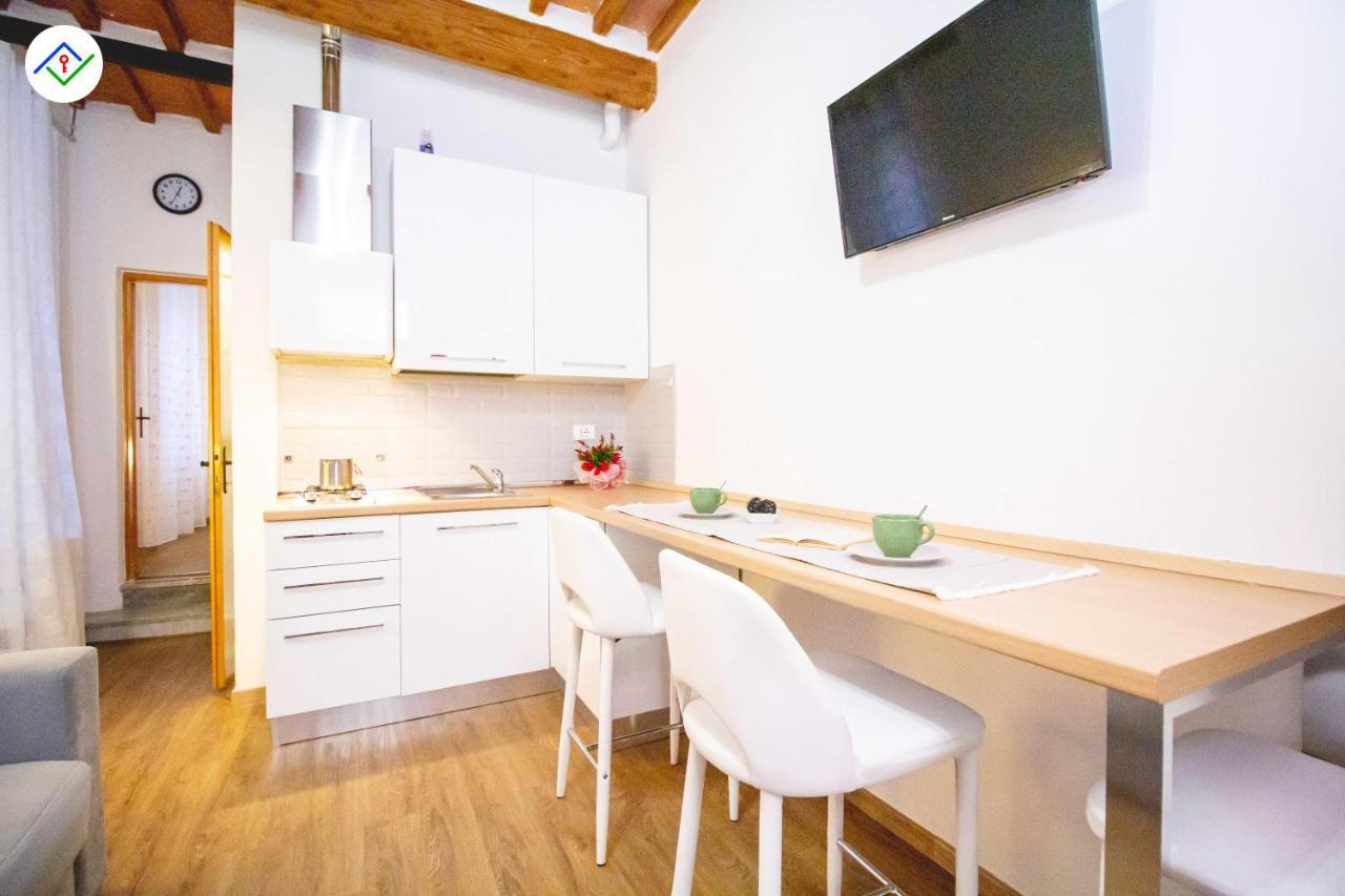Pisa Tower Apartment Esterno foto